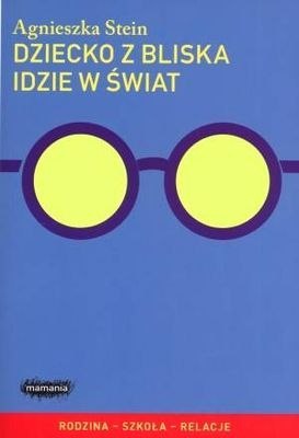 Dziecko z bliska idzie w świat