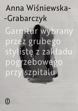 Garnitur wybrany przez grubego stylistę z zakładu pogrzebowego przy szpitalu